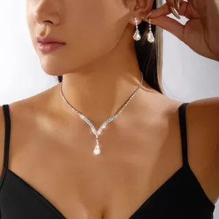 简约满钻水滴流苏项链耳环套装