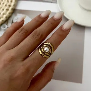 不锈钢复古漩涡纹缠绕珍珠戒指