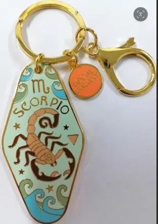 Gantungan Kunci Sagitarius, Gantungan Zodiak Enamel Vintage, Liontin Tas & Kunci Paduan Logam Berlapis Emas, Hadiah Konstelasi Boho 8cm