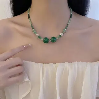 轻奢新中式绿色串珠项链女 水晶珠亚克力不规则项圈 合金花朵配件锁骨链 直径11cm 显白百搭短颈链