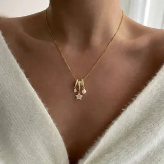 简约微镶锆石五角星珍珠项链