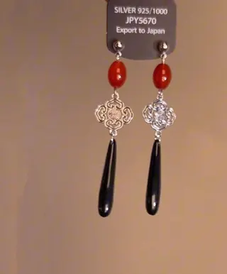 民族风复古流苏耳环 合金红黑玛瑙长款吊坠 镂空花片锆石 波西米亚显脸小耳饰 约3*2cm