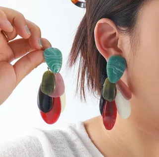 亚克力彩色树脂耳环