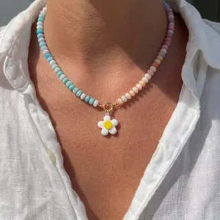 彩色串珠花朵项链