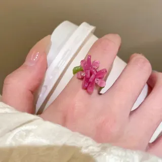 紫罗兰花朵米珠戒指