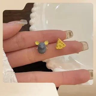 老鼠奶酪不对称耳钉耳环