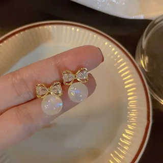 爱人鱼姬珍珠蝴蝶结耳钉