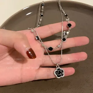 双层叠戴玫瑰项链