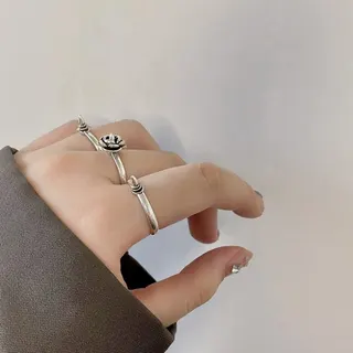 防身刺自卫指环开口戒指 合金电镀银 玫瑰花立体雕花 可调节 轻奢复古个性女戒 1个起卖