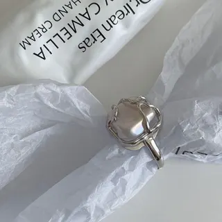不规则缠绕镂空方形珍珠开口戒指