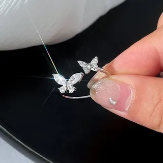微镶锆石蝴蝶戒指