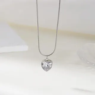 不锈钢爱心锆石项链