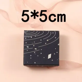 品名:5*5星空烫银镭射银彩色胸针手镯项链耳环戒指硬纸板黑卡礼物盒子
