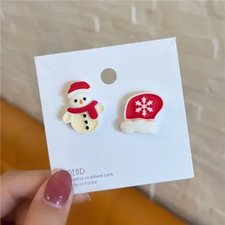 圣诞雪人树脂不对称耳钉耳环 可爱红白立体浮雕萌系节日礼物耳饰 约2cm